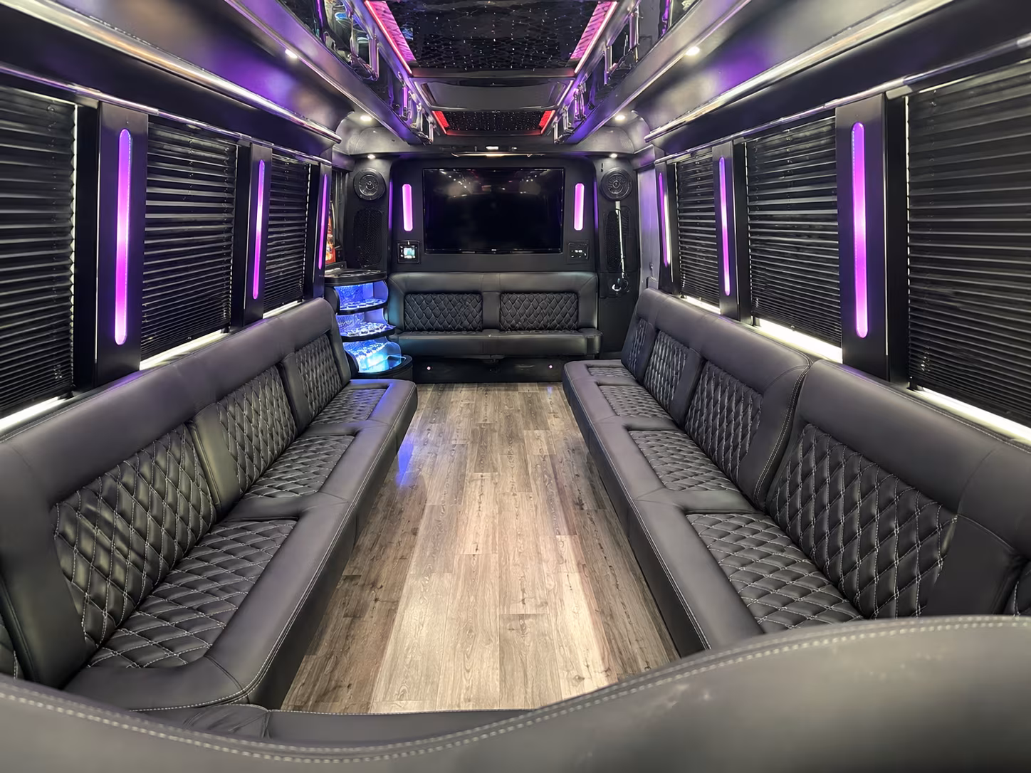bus rentals for corporate teambuilding and off site events near henderson