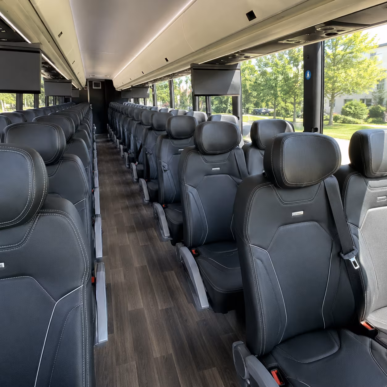 charter buses for henderson corporate wine tour outings