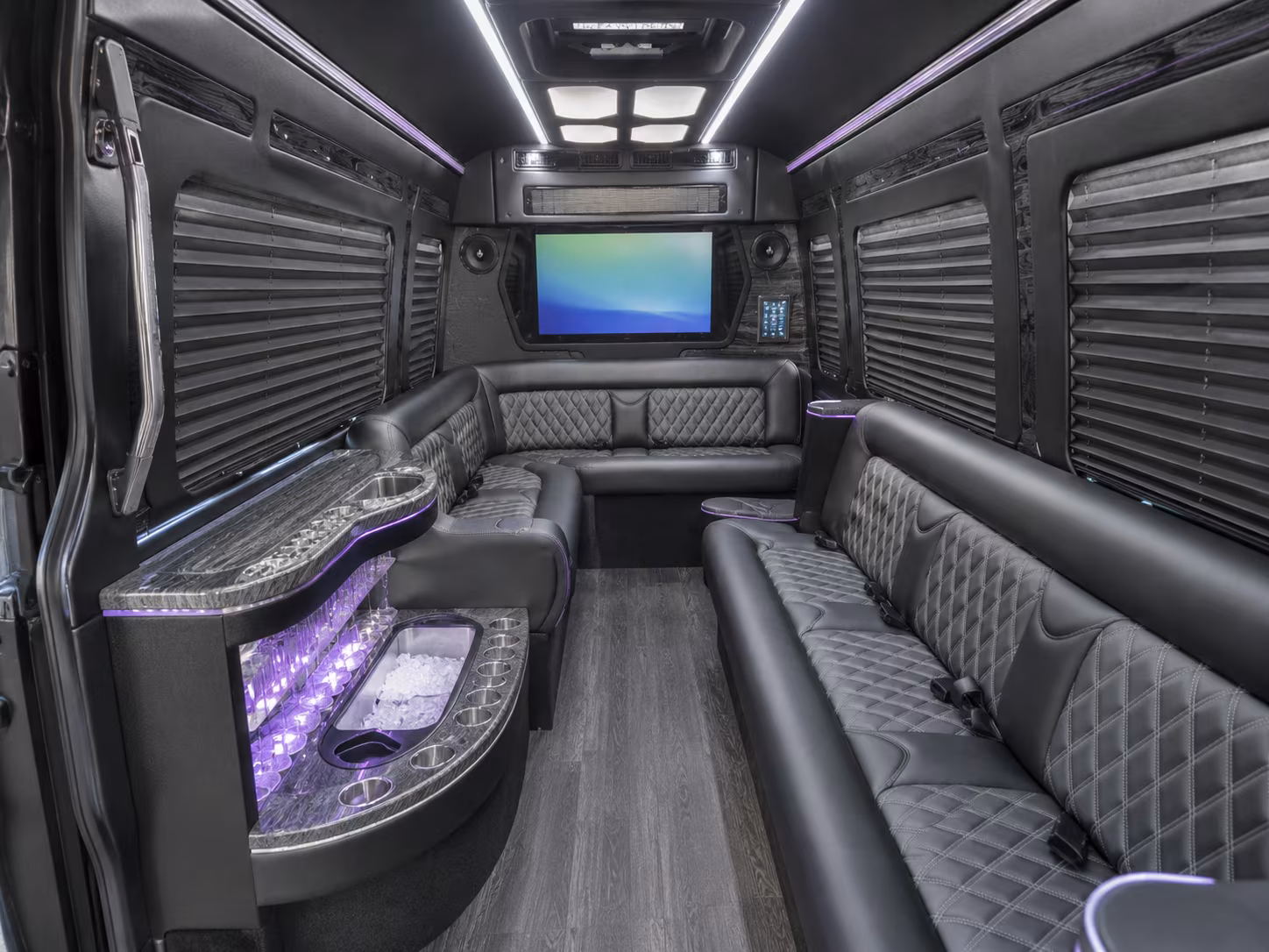 find and book transportation for your next corporate event 1