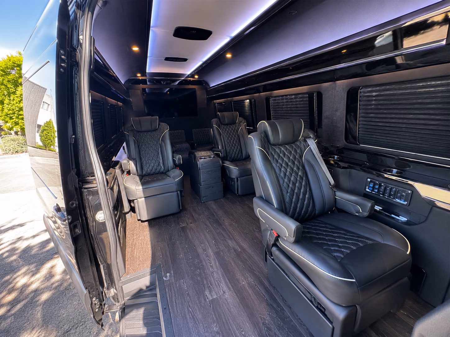 find and book transportation for your next wedding 3