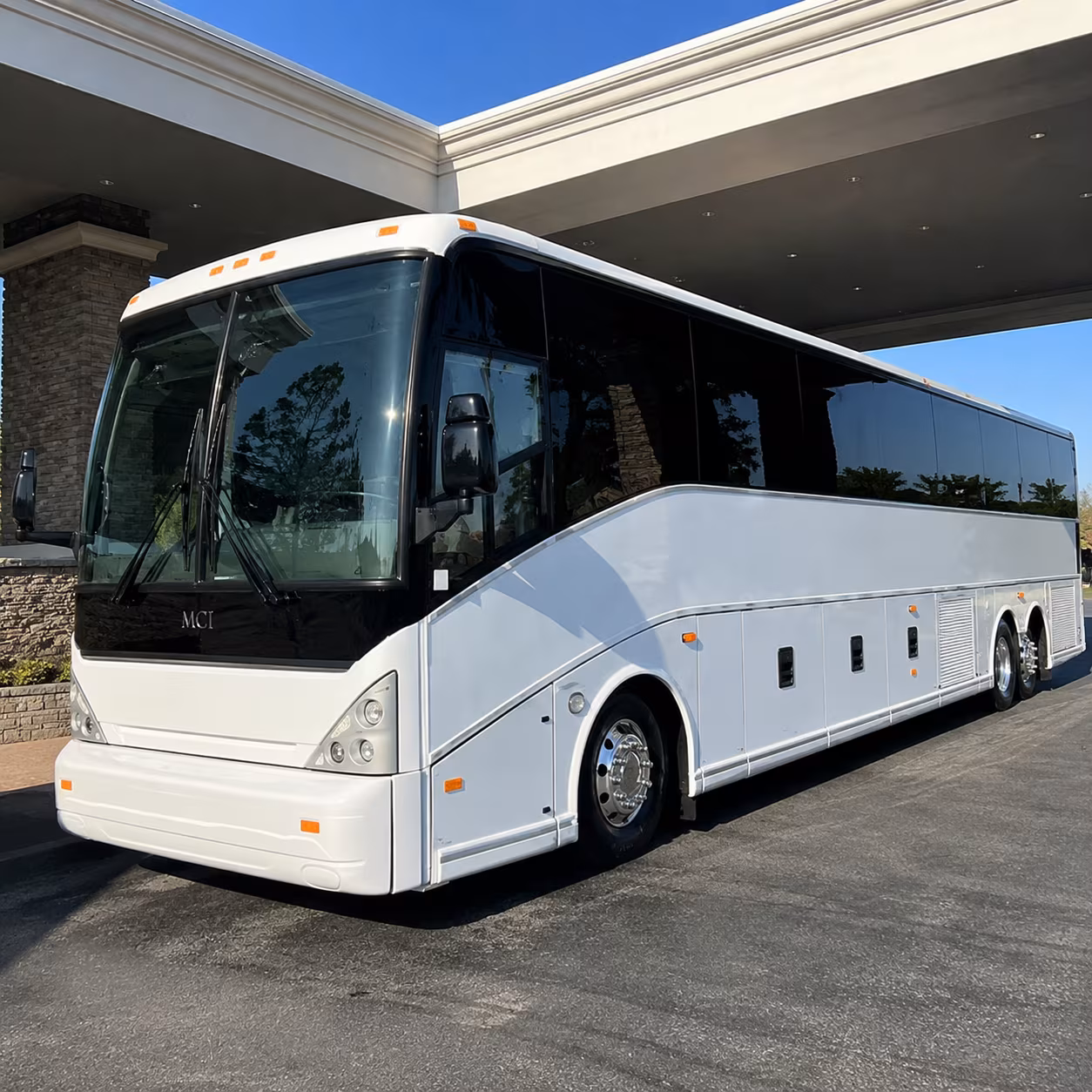 how one way transfers round trips and multi day bookings are priced for henderson bus rentals