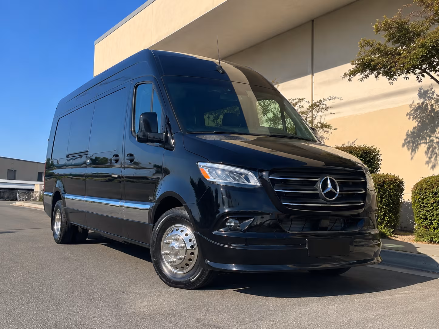 sprinter vans and minibuses for small corporate groups in henderson